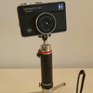 Vintage Agfamatic 100 Agfa Colorstar 35mm & Tripod